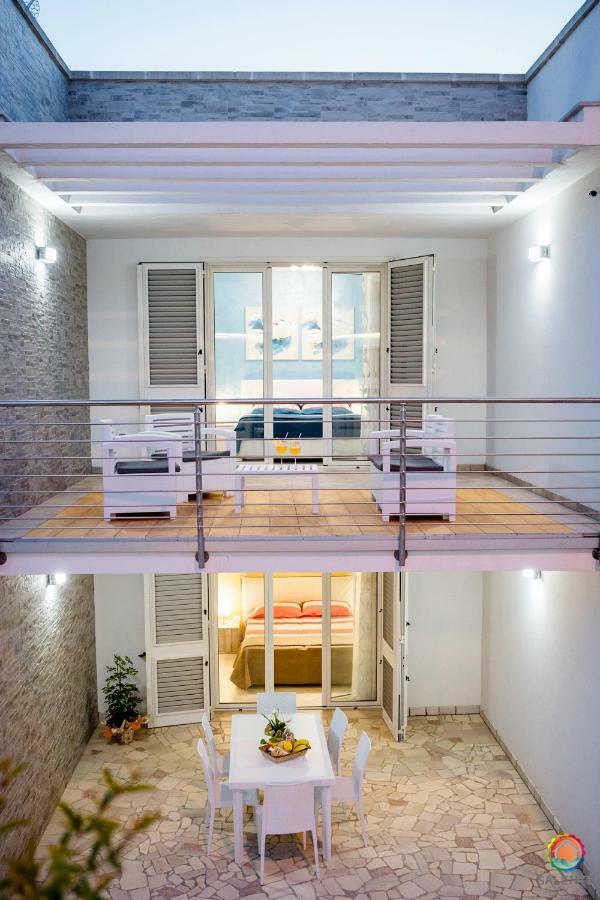 Perle Del Mare - Appartamenti Di Pregio 70M Spiaggia Pescoluse Марина-ді-Песколузе Екстер'єр фото