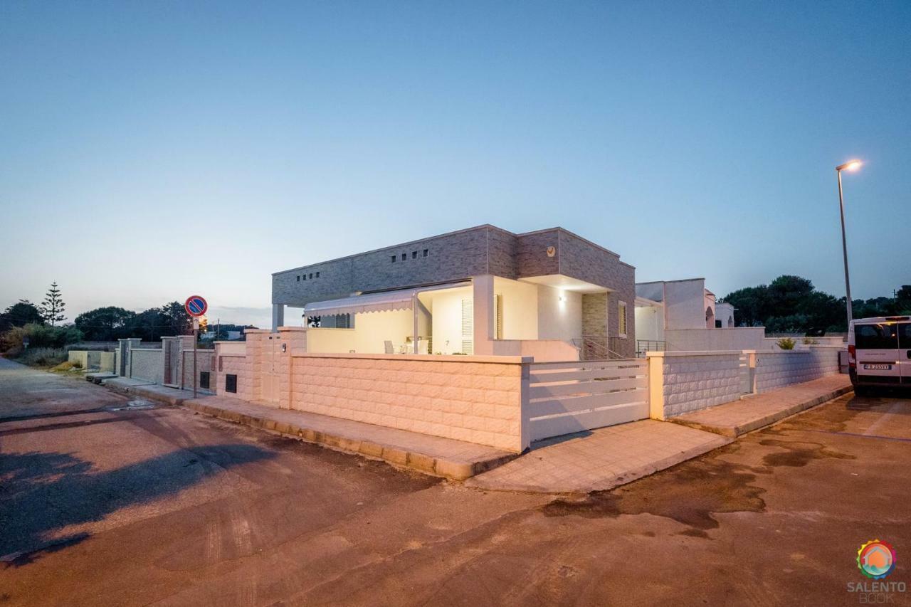 Perle Del Mare - Appartamenti Di Pregio 70M Spiaggia Pescoluse Марина-ді-Песколузе Екстер'єр фото
