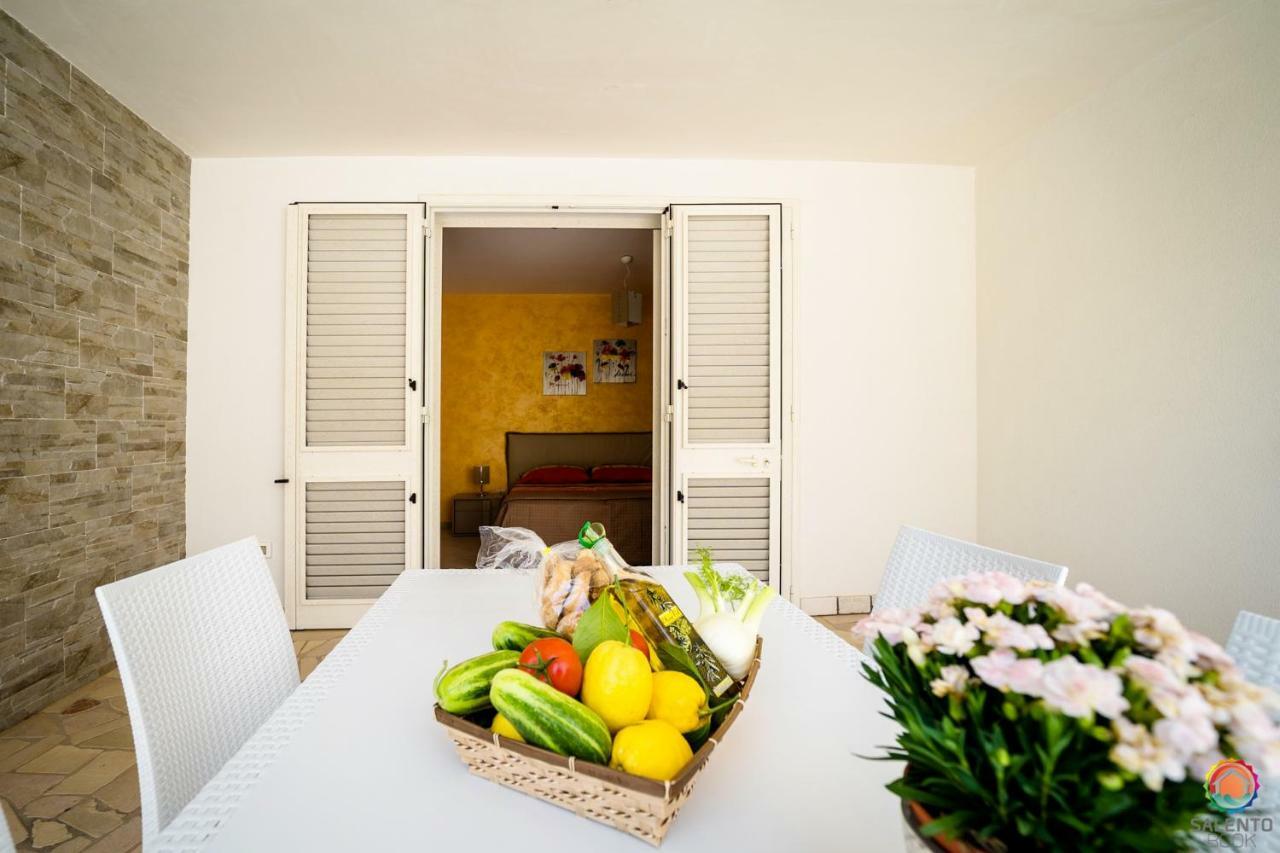 Perle Del Mare - Appartamenti Di Pregio 70M Spiaggia Pescoluse Марина-ді-Песколузе Екстер'єр фото